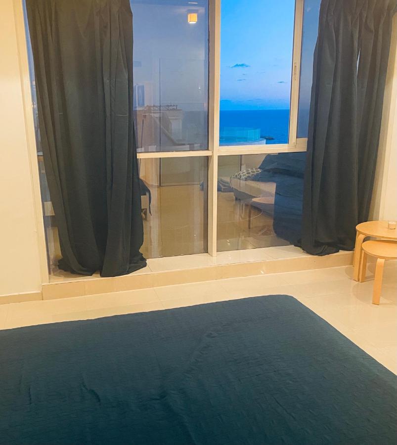 Ferienwohnung Sunny Sea View Studio Herzelia Exterior foto