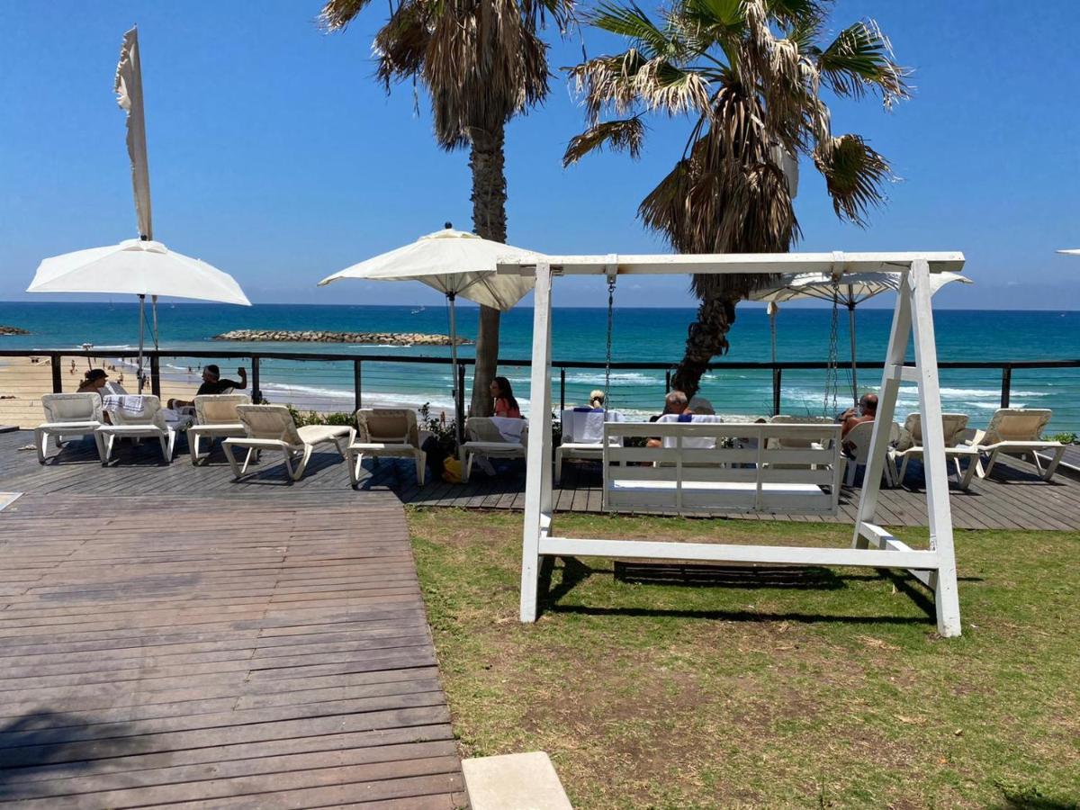 Ferienwohnung Sunny Sea View Studio Herzelia Exterior foto