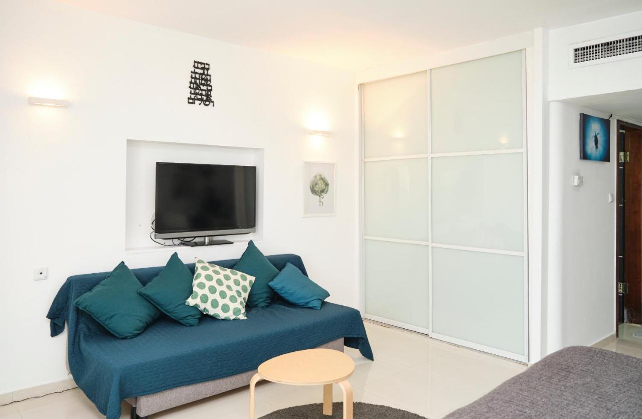Ferienwohnung Sunny Sea View Studio Herzelia Exterior foto
