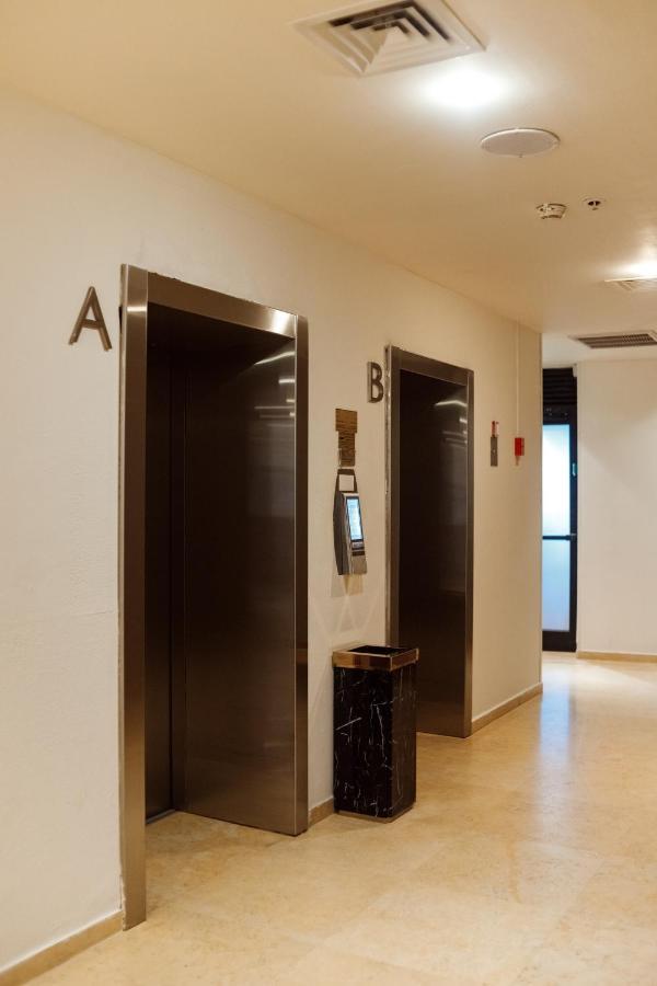Ferienwohnung Sunny Sea View Studio Herzelia Exterior foto