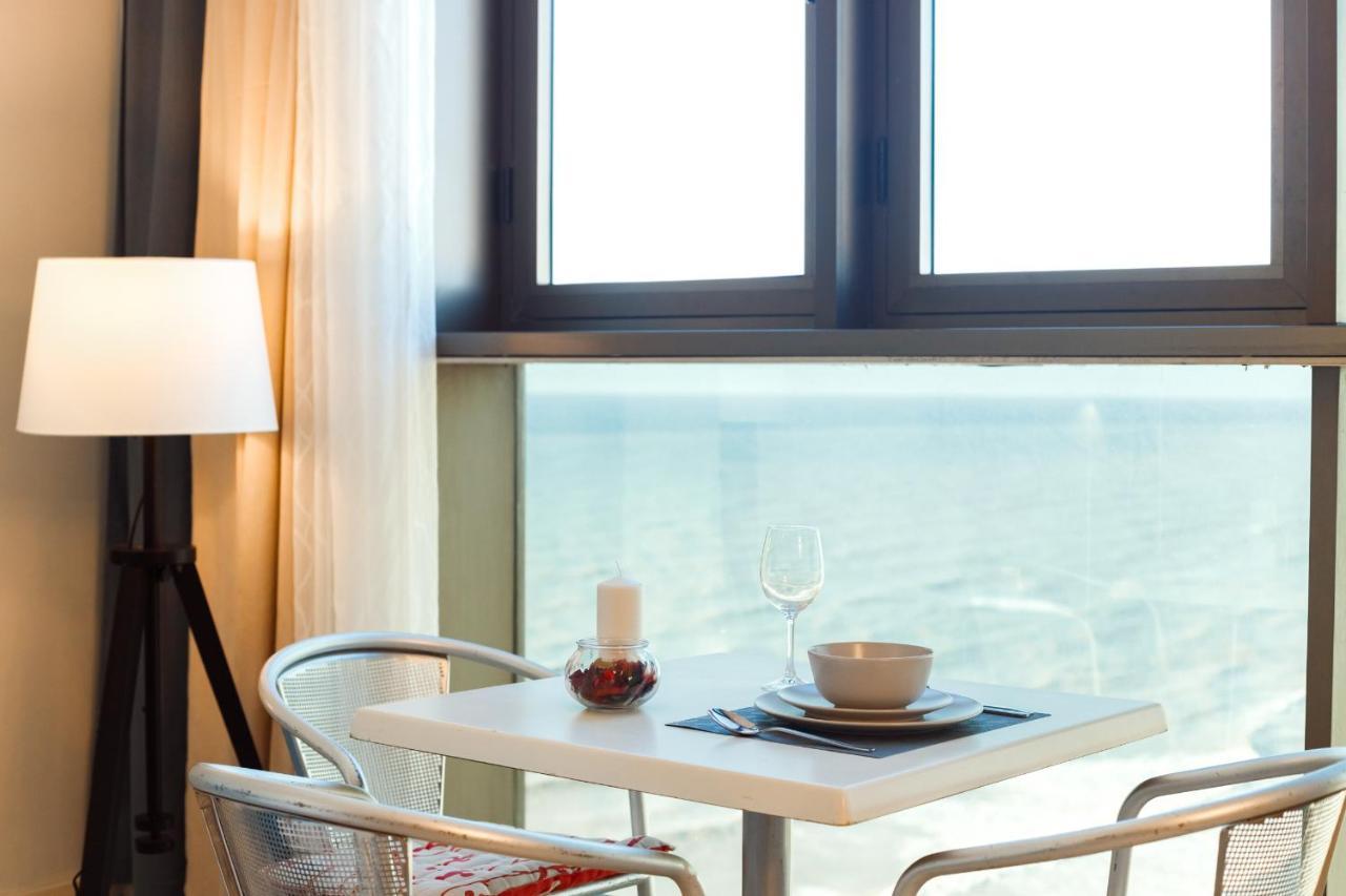 Ferienwohnung Sunny Sea View Studio Herzelia Exterior foto
